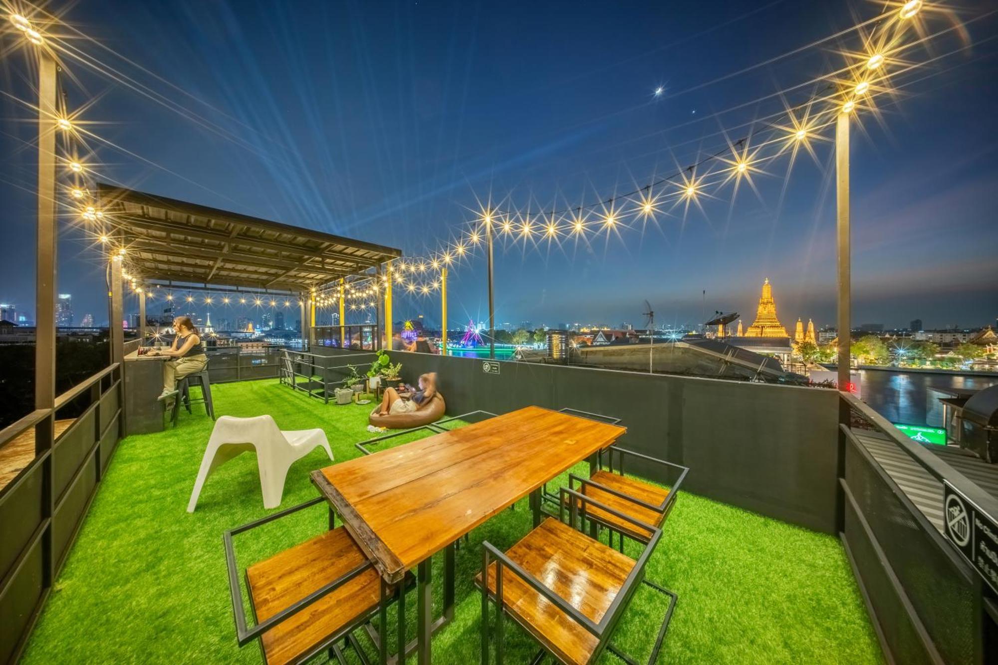 Hostel Ralph Bangkok Exterior foto